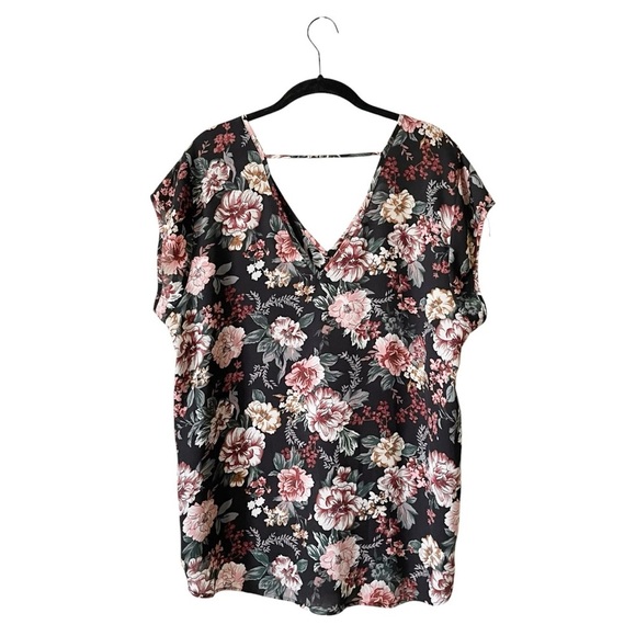 Halogen Top Women's Size XL Black Rose Floral Double V-Neck Flowy Blouse Career - Picture 4 of 8